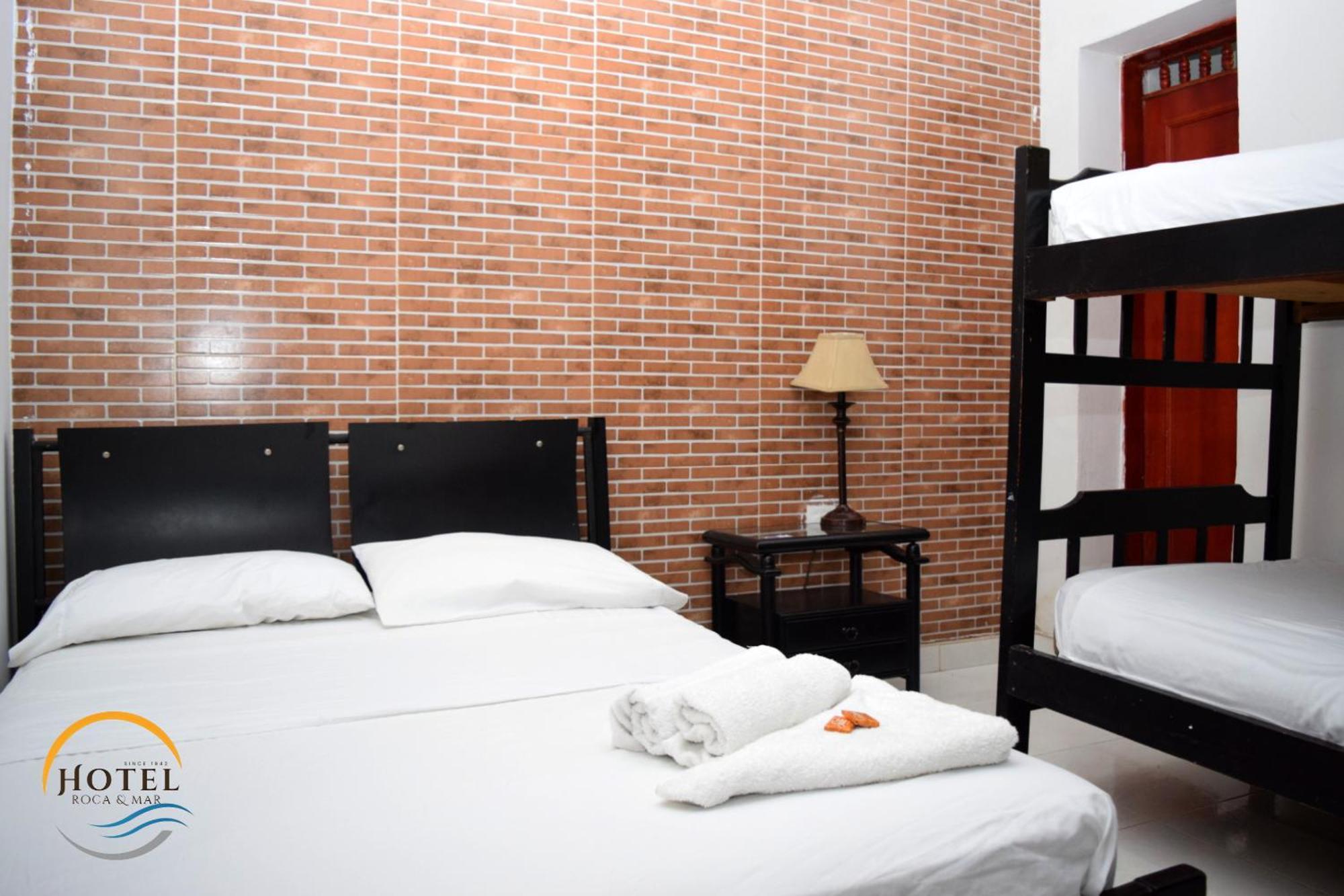 Hotel Roca & Mar Santa Marta  Exterior photo